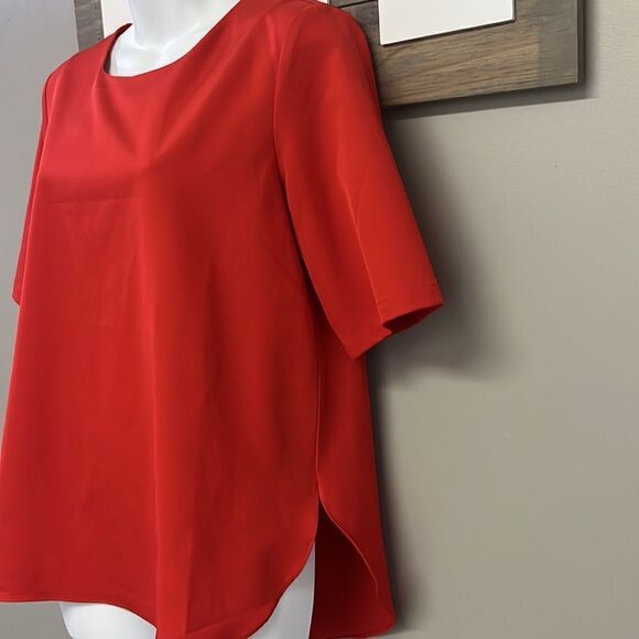 Flawless Red High Low Elbow Sleeve Pullover Blouse with a Curved Hemline- Med - Picture 4 of 10
